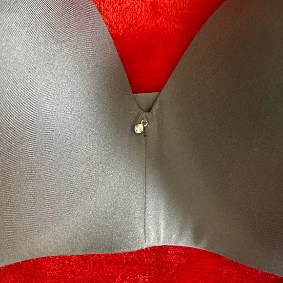 Montelle Intimates Wire-Free Multi-Way Straps T-Shirt Bra 36D - Picture 14 of 15